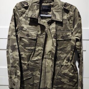 Banana Republic size small camo shirt jacket